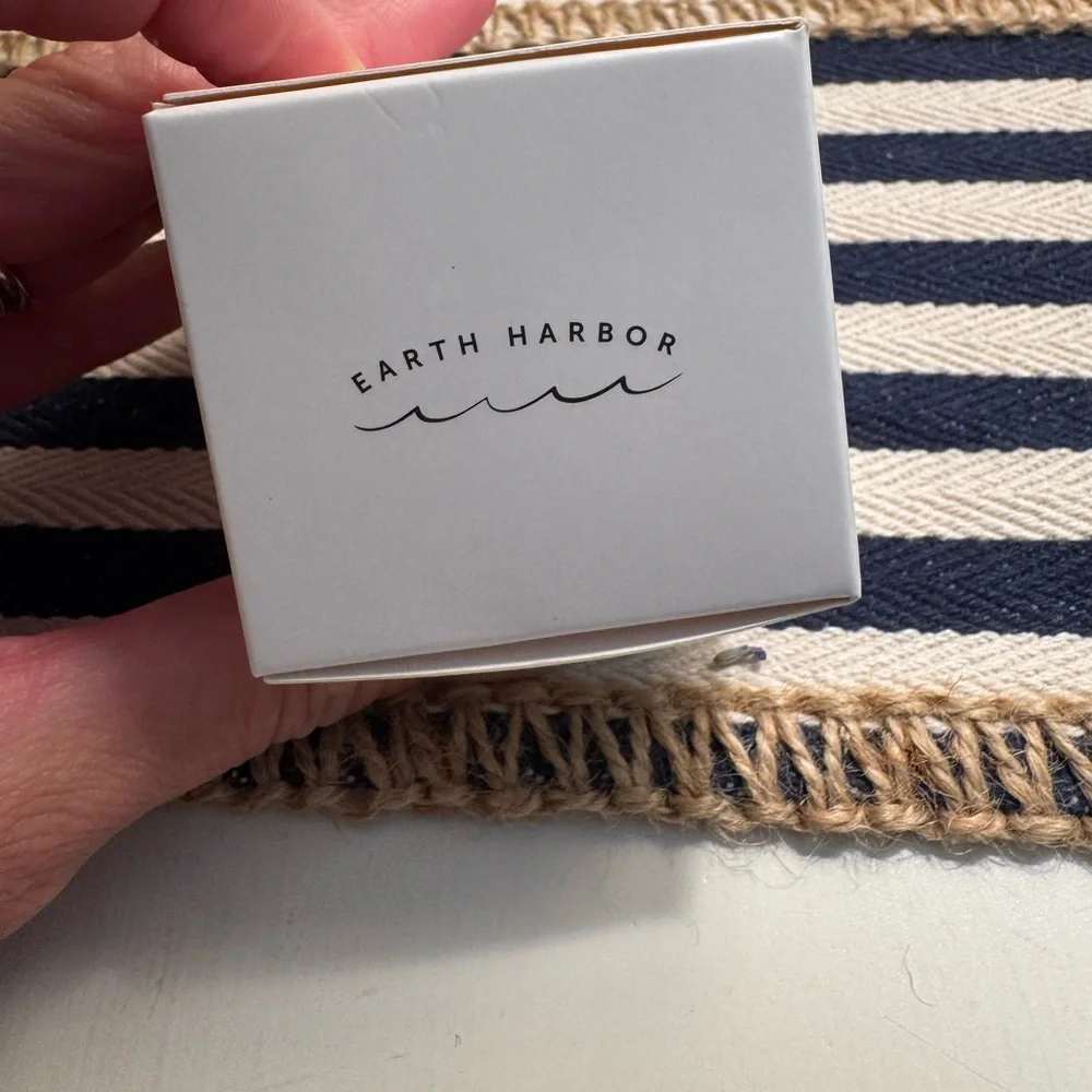 Earth Harbor Siren Silk Multi-Tasking Hydration Creme